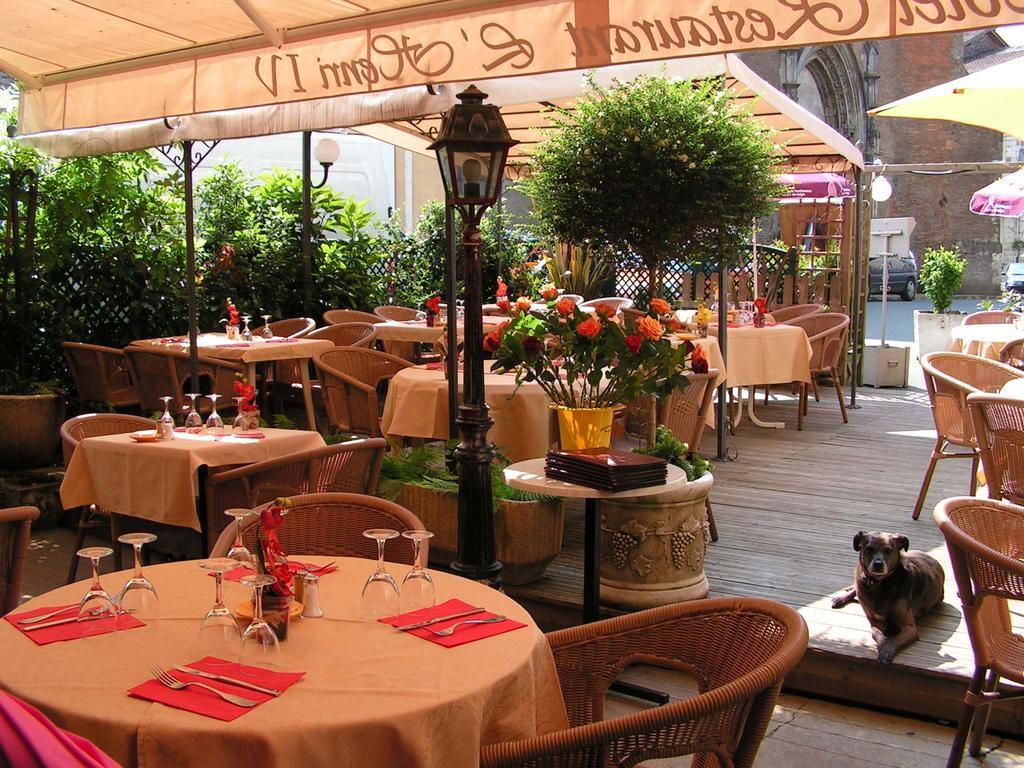 Hotel Restaurant Henri IV Eauze Dış mekan fotoğraf