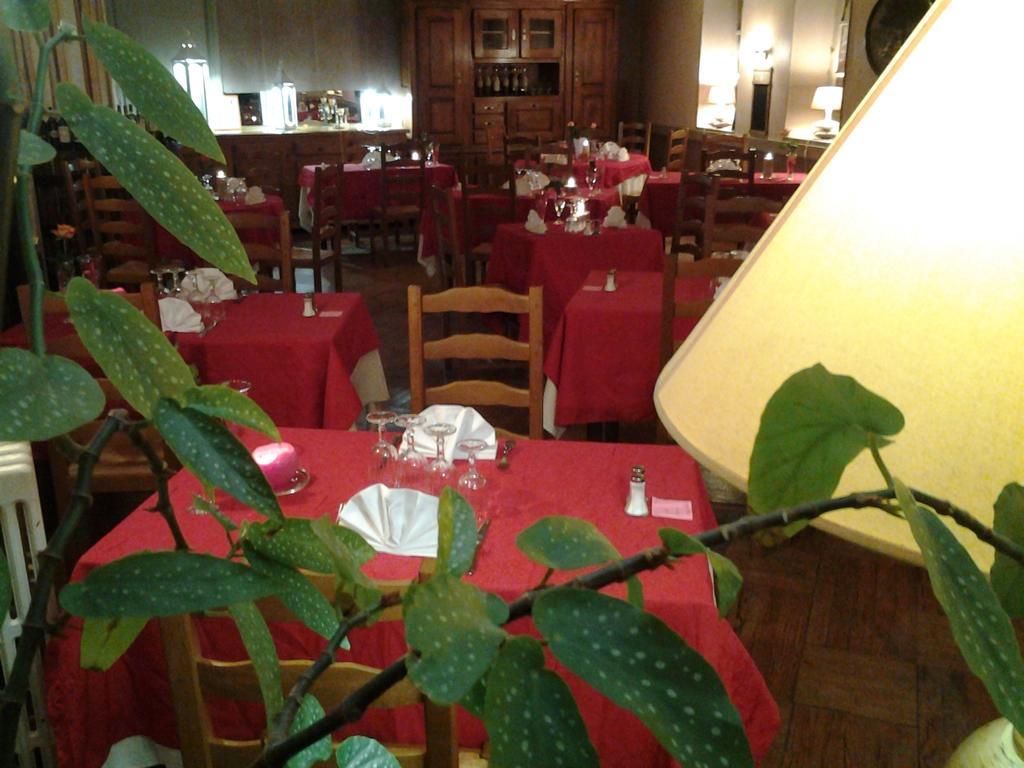 Hotel Restaurant Henri IV Eauze Dış mekan fotoğraf