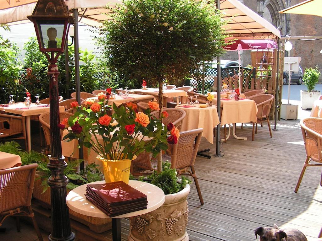 Hotel Restaurant Henri IV Eauze Dış mekan fotoğraf